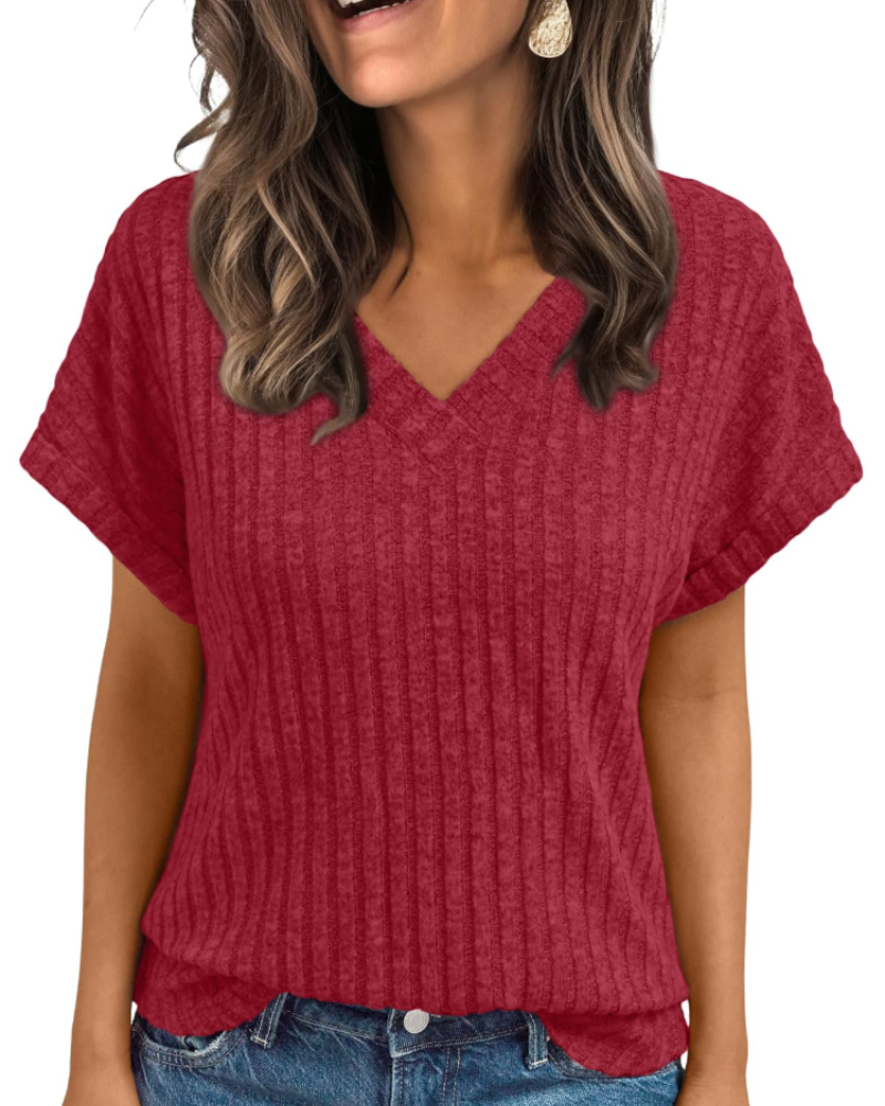 Orla Top Femme – Elegantná blúzka s výstrihom do V a krátkymi rukávmi, voľný strih casual chic