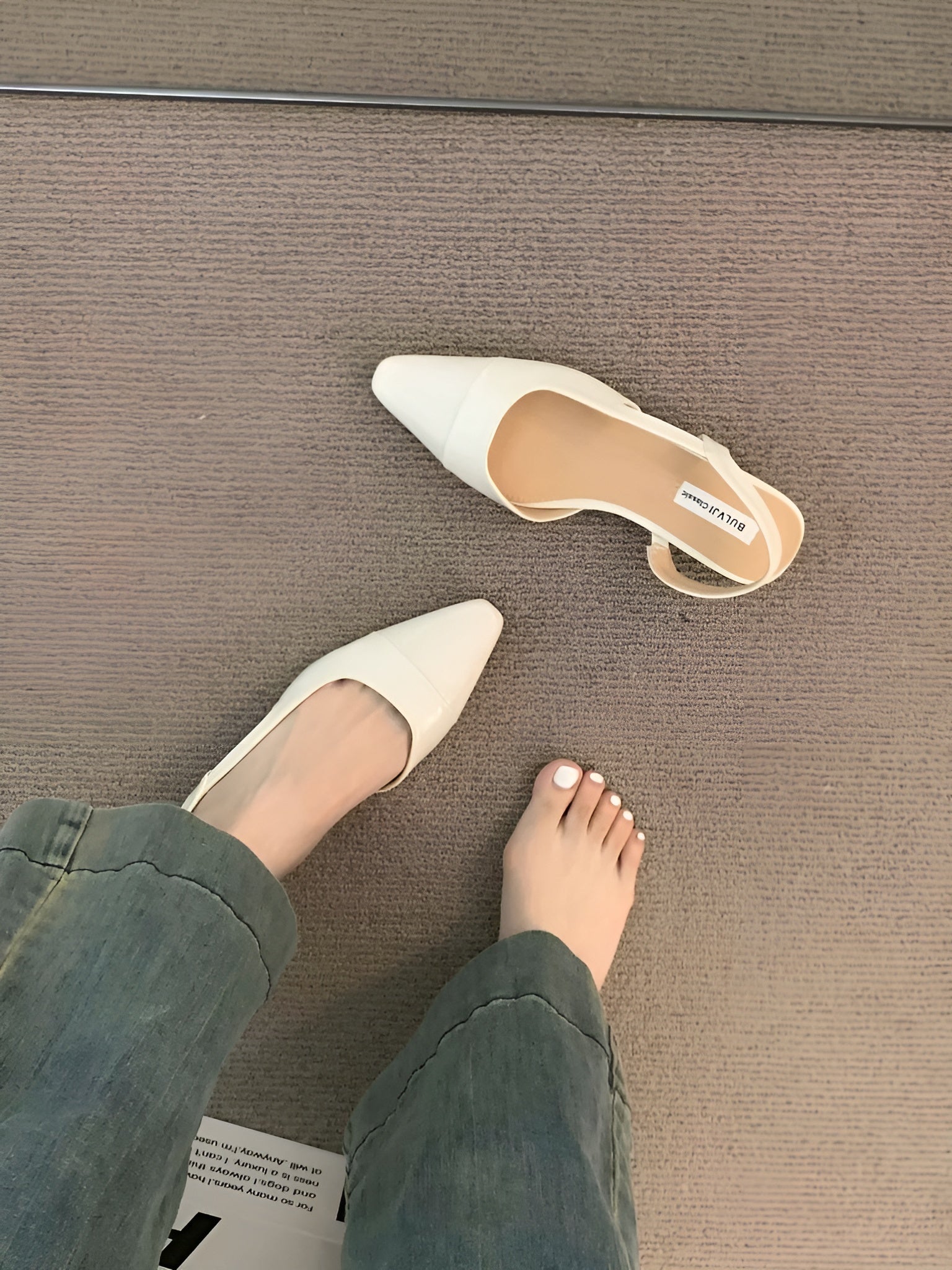 Baleriny damskie Camille – eleganckie buty ze szpiczastym noskiem i wygodnym kwadratowym obcasem