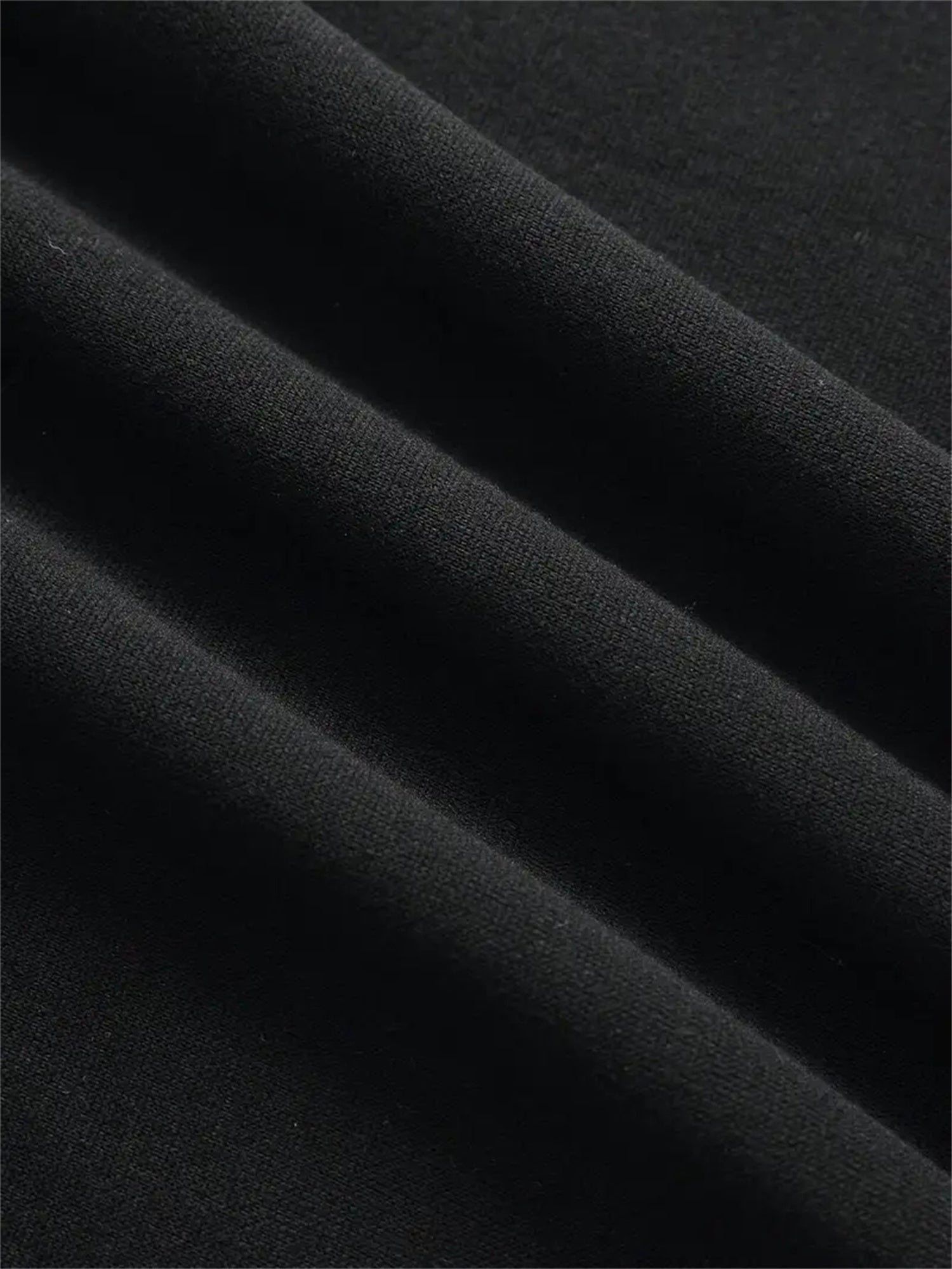 Natalie Naisten Joulupaita – Pehmeää Puuvillaa, Joulutontun ja Lumihiutaleiden Kuvioilla