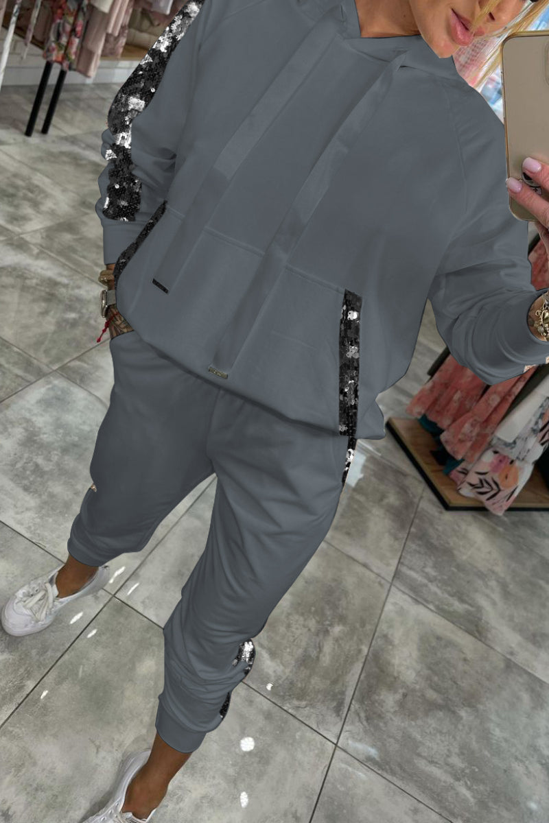 Jasmine Ensemble Otthoni Ruházat Őszre Nőknek – Puha Csillogó Kapucnis Pulóver és Kényelmes Nadrág a Mindennapi Kényelemért