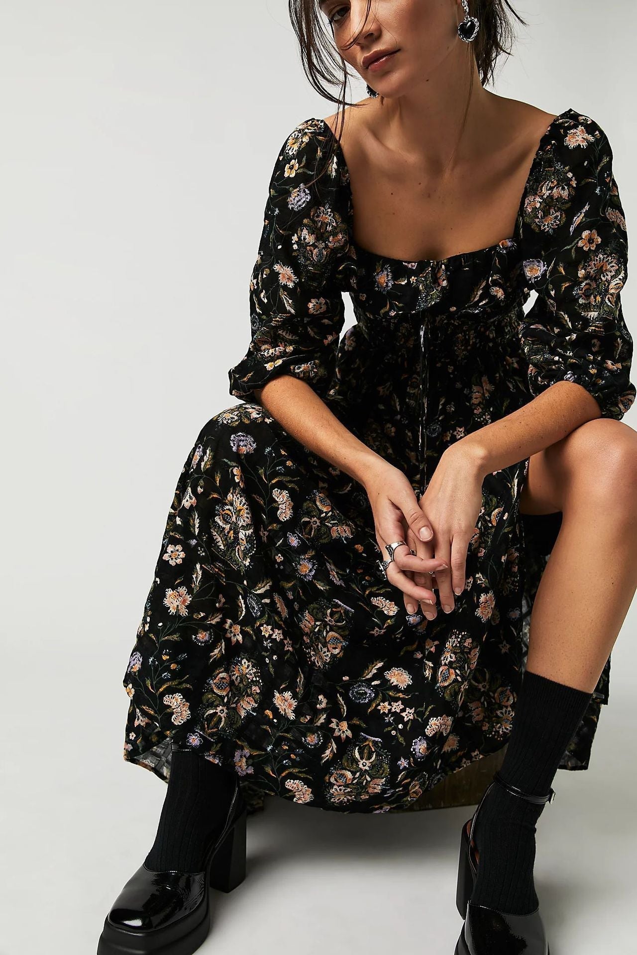 Quinn Midi Jurk Dames – Katoenen Jurk met Bloemen en Romantische Boheemse Stijl & Vleiende Pasvorm