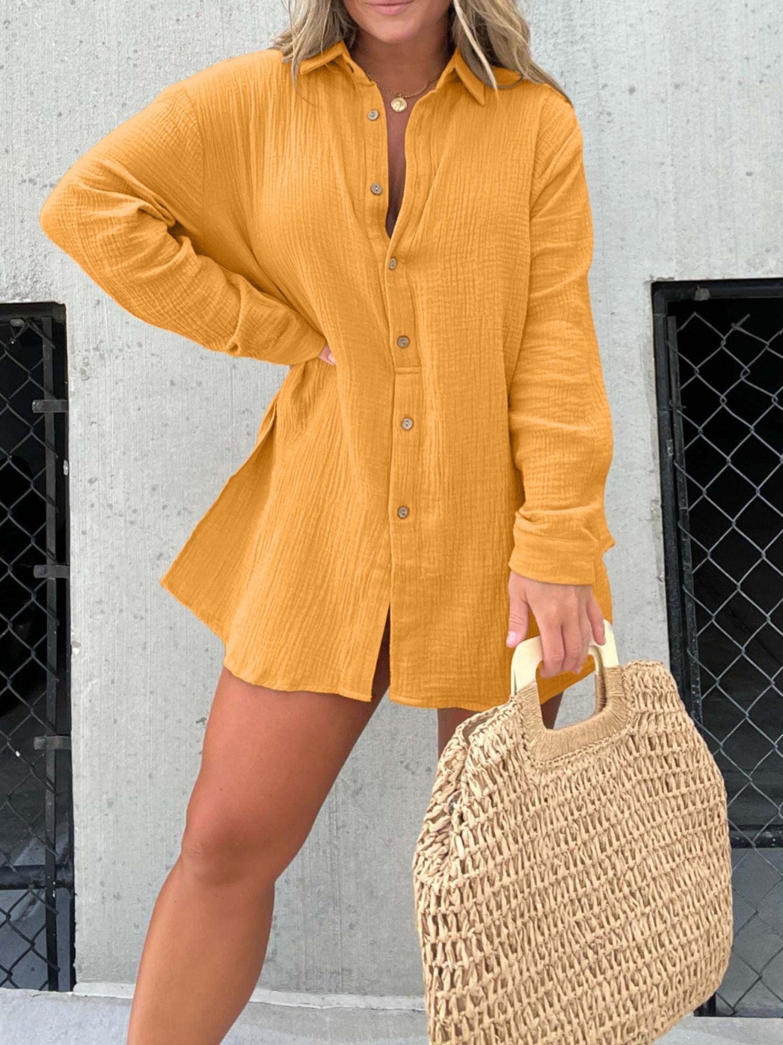 Mia Dámsky Letný Set – Blúzka s Uzlom & Vysoký Pás Šortky, Moderný a Ľahký Look