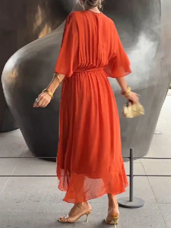 Abigail Robe Femme – Elegant og alsidig kjole med stilfulde detaljer til arbejde & weekend
