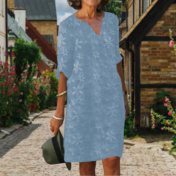 Maggie Damesjurk – Elegante Zomerjurk met V-hals & Vloeiende Pasvorm voor Zonnige Dagen