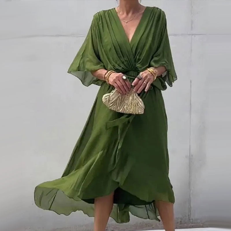 Robe Portefeuille Femme Aceline – dyb V-udskæring og bælte i taljen for en elegant og flatterende pasform